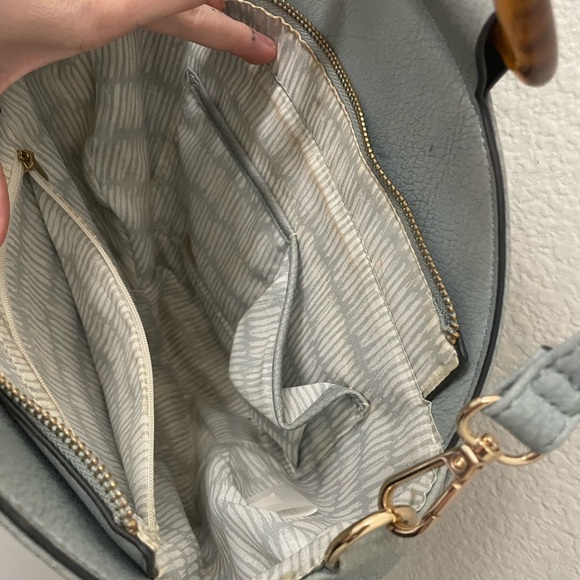 Violet Ray Women's Circle Satchel Handbag - Blue and amber lucite handles - Picture 7 of 8